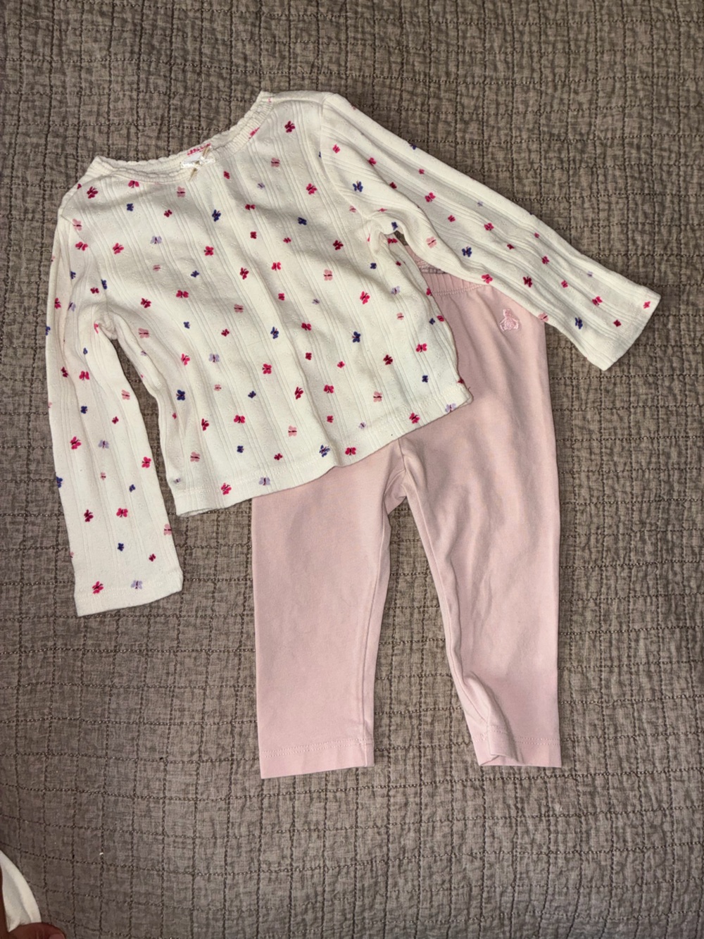 GAP White Ribbed Top with Pink & Purple Floral Dots and Pink Leggings Pajama Set